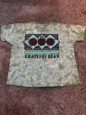 Vintage 1995 Grateful Dead Tie-Dye Graphic T-Shirt